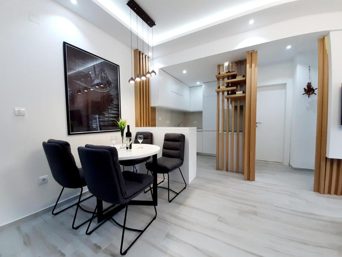 Maritimo Di Cattaro****lux With Garage *