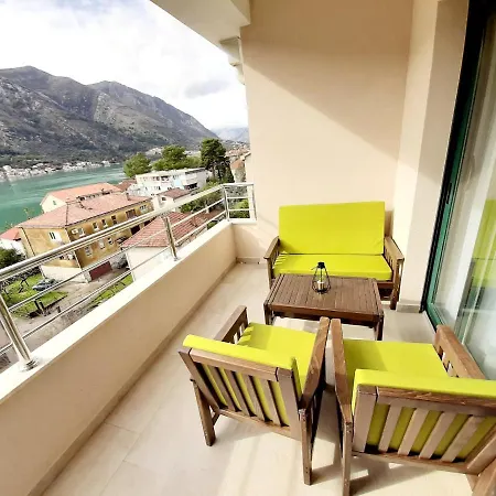 Maritimo Di Cattaro****Lux Apartment With Garage Exterior photo