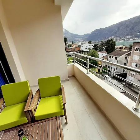 Maritimo Di Cattaro****Lux Apartment With Garage Exterior photo