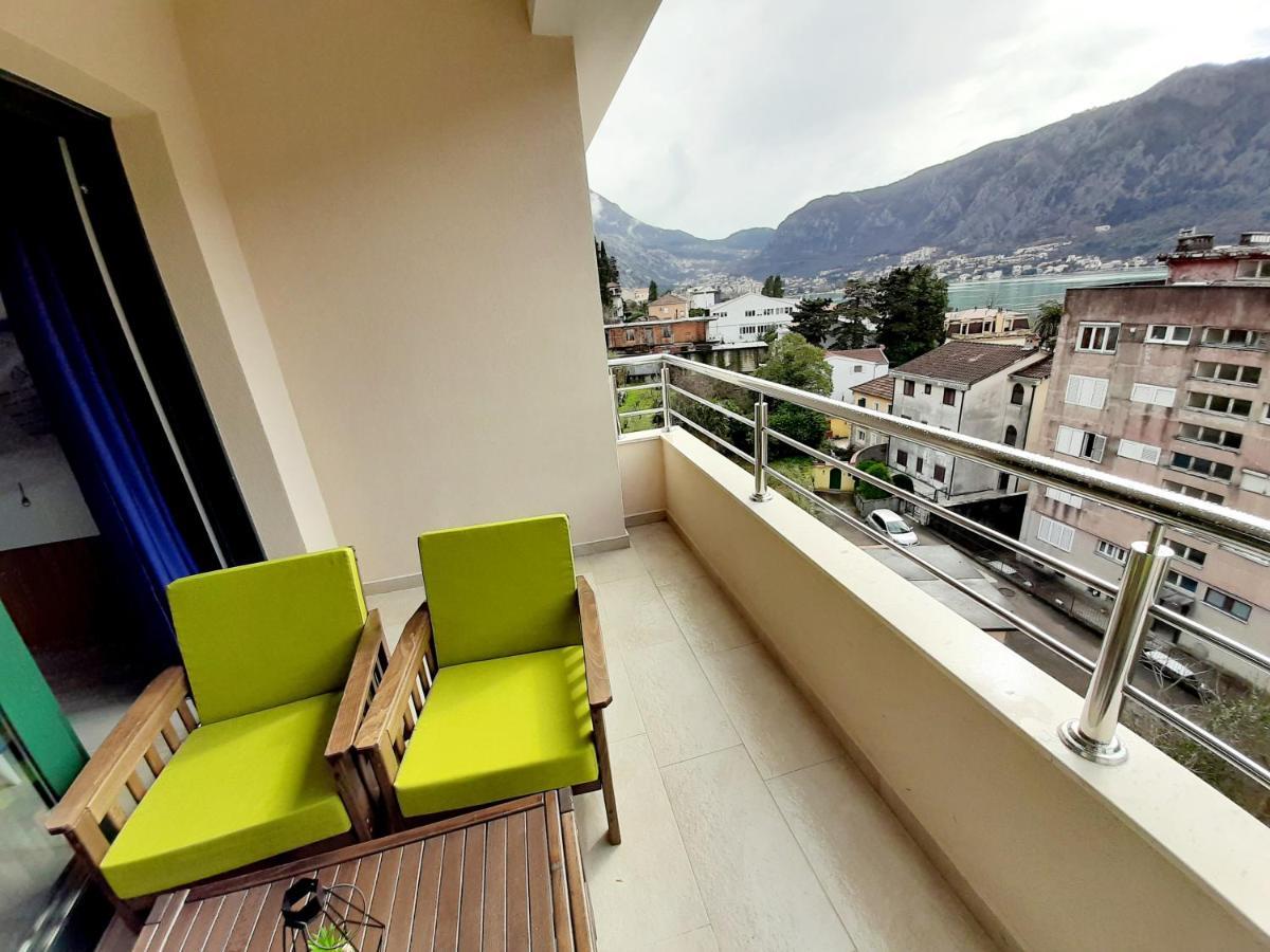 Apartment Maritimo Di Cattaro****lux With Garage